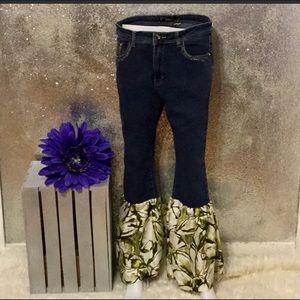 🍀 4/$35 Bell Bottom Jeans